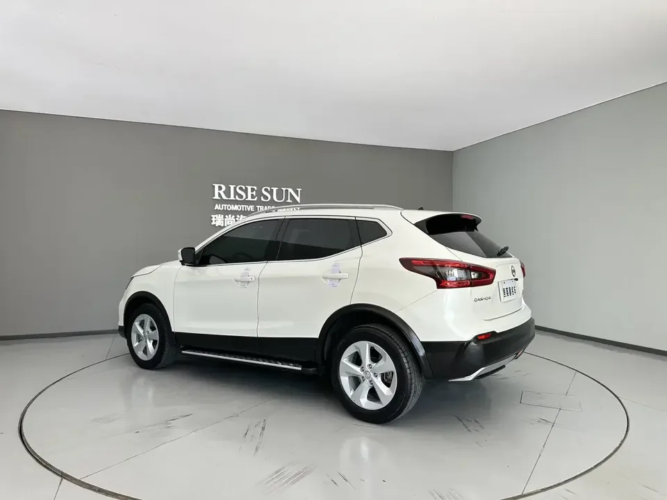 Nissan Qashqai Qashqai 2022 2.0L XV Smart Edition 2023 — thumbnail 4