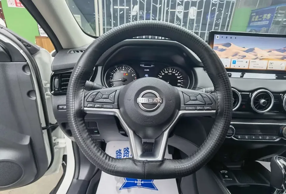Nissan X-Trail Qijun 2025 Honor 2.0L 2WD Leading Edition 2025 — thumbnail 4