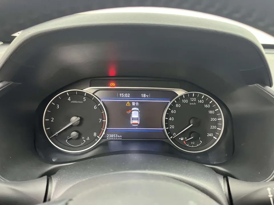 Nissan Altima Sound of nature 2022 2.0L XL-TLS Enjoy Edition 2023 — thumbnail 5