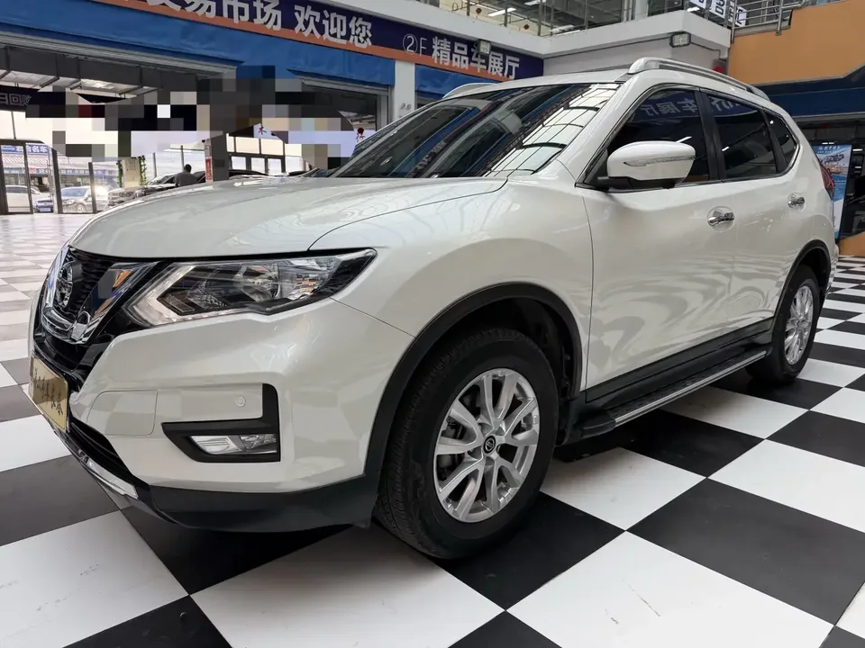Nissan X-Trail Qijun 2022 Modified 2.0L 2WD Intelligent Connection Comfort Edition 2023 — photo 1, buy with delivery to Moscow