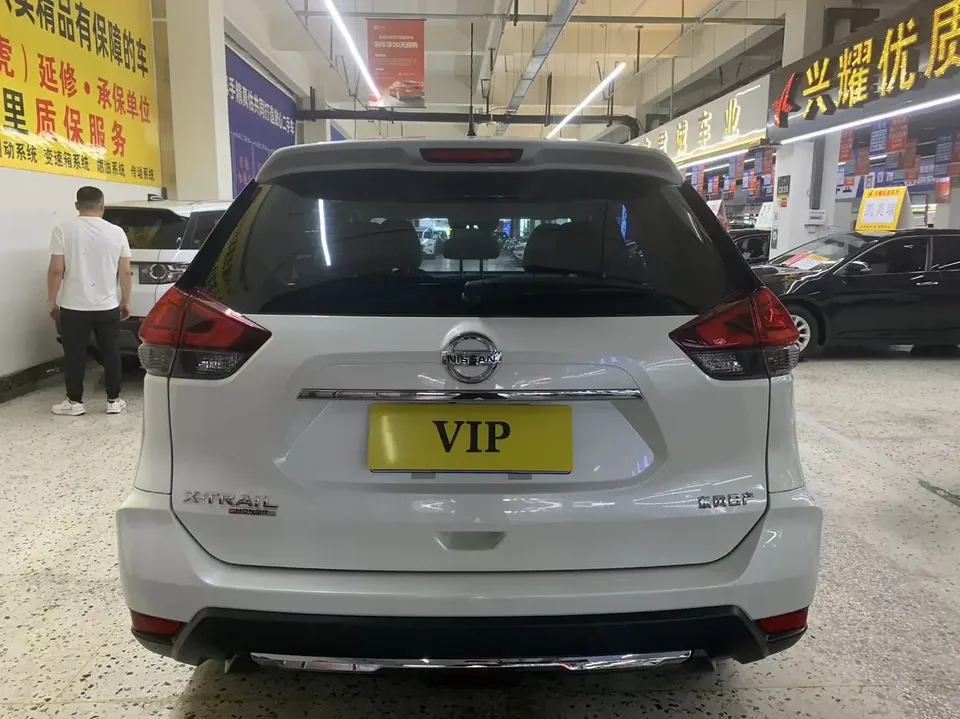 Nissan X-Trail Qijun 2022 Modified 2.0L 2WD Intelligent Connection Comfort Edition 2022 — thumbnail 2