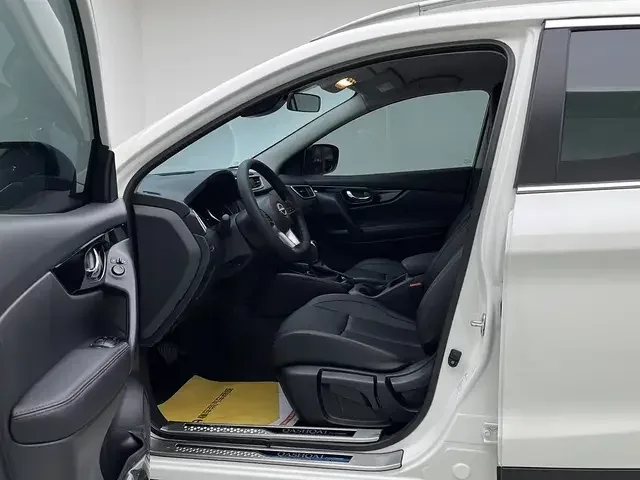 Nissan Qashqai Qashqai 2023 Classic 2.0L Comfort Edition 2024 — thumbnail 5