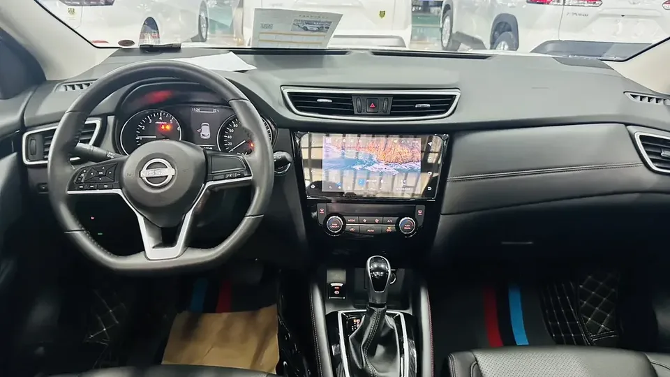 Nissan Qashqai Qashqai 2023 Classic 2.0L Leading Edition 2023 — миниатюра 3