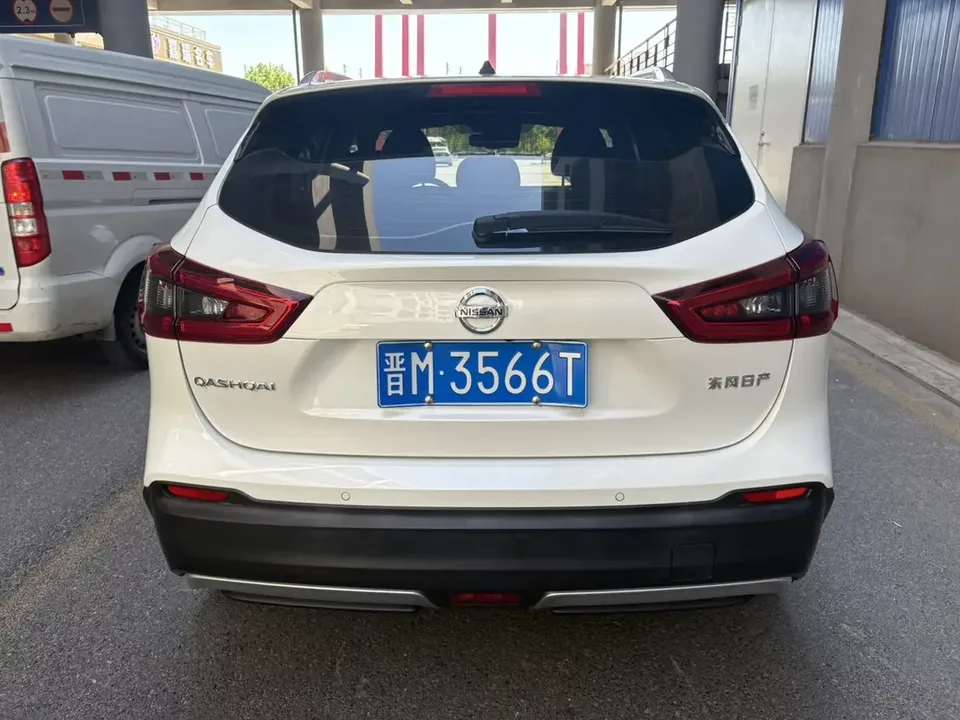 Nissan Qashqai Qashqai 2022 2.0L XV Prem. Deluxe Edition 2023 — thumbnail 2