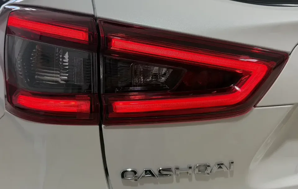 Nissan Qashqai Qashqai 2022 2.0L XV Prem. Deluxe Edition 2023 — thumbnail 3