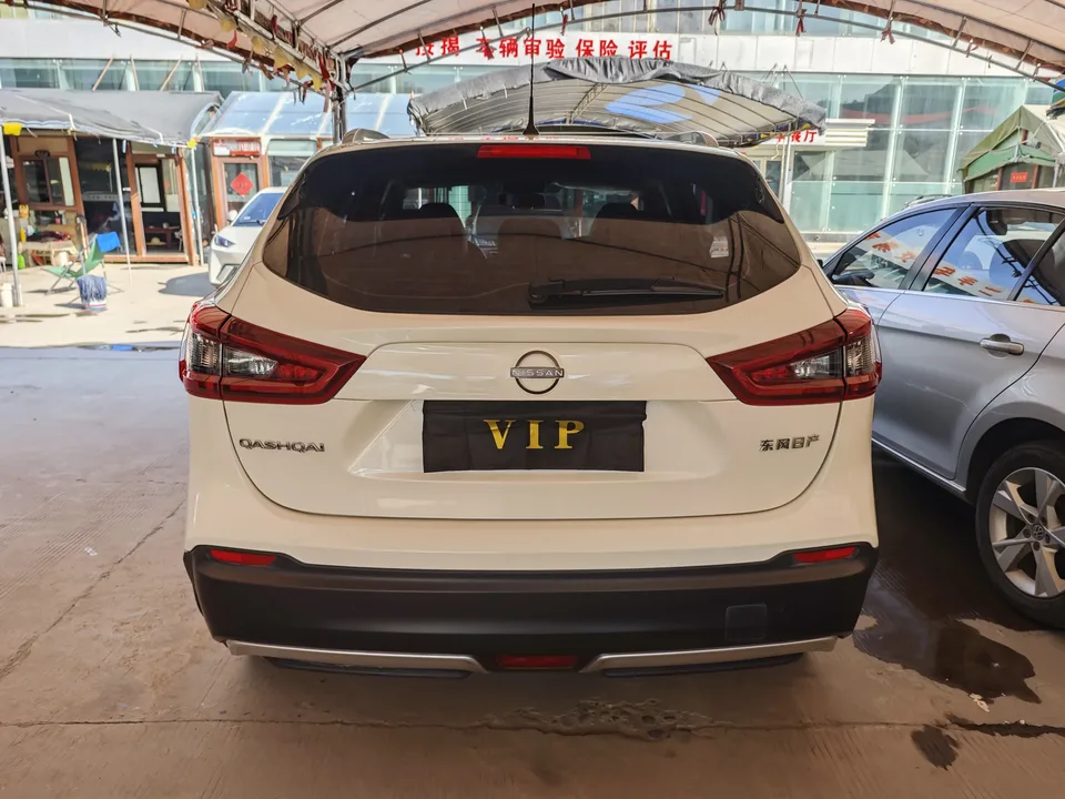 Nissan Qashqai Qashqai 2023 Classic 2.0L Leading Edition 2024 — thumbnail 2