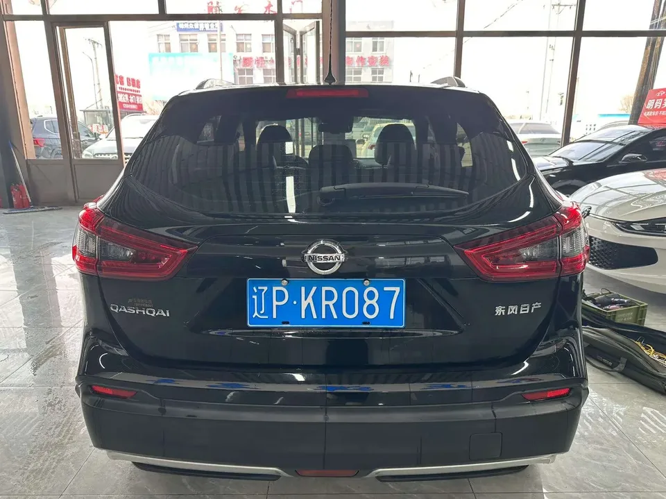 Nissan Qashqai Qashqai 2021 2.0L XV Prem Deluxe 2022 — thumbnail 2