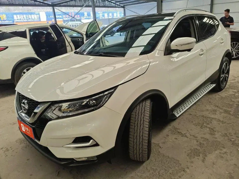 Nissan Qashqai Qashqai 2022 2.0L XV Prem. Deluxe Edition 2023 — photo 1, buy with delivery to Moscow