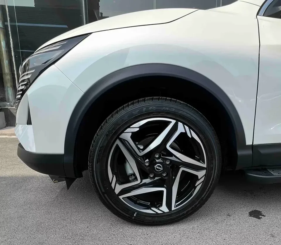 Nissan Qashqai Qashqai 2025 Redesigned Honor 2.0L CVT XV+ Leading Edition 2025 — thumbnail 4