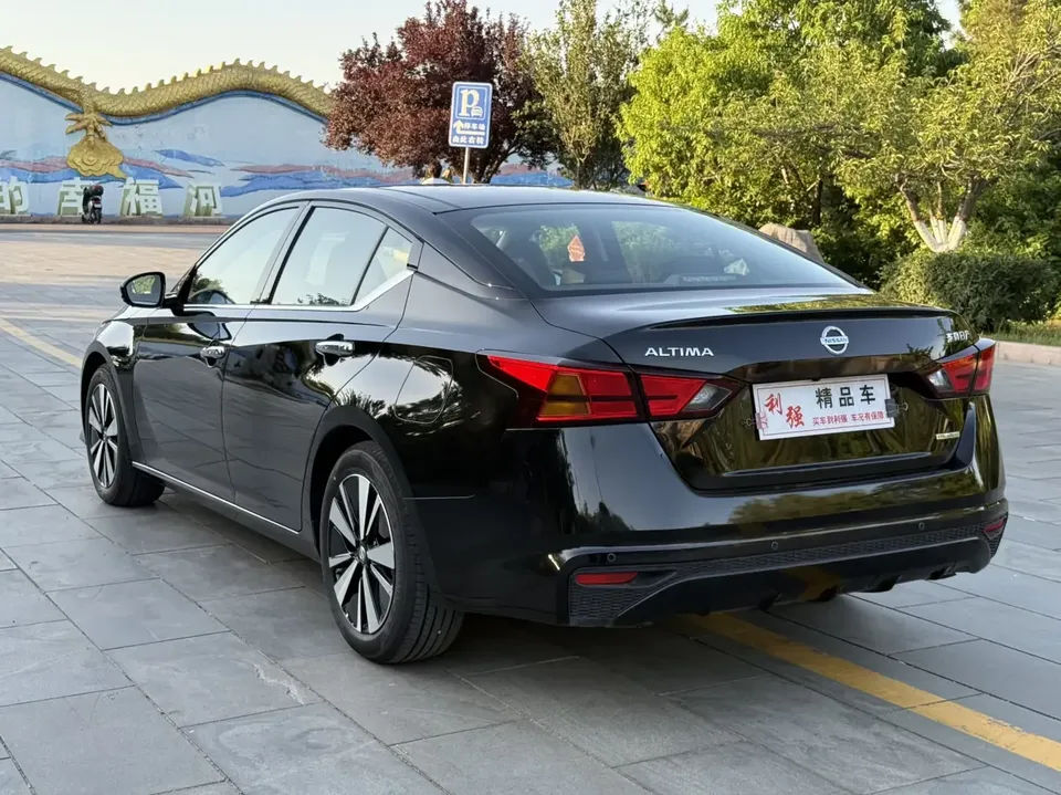 Nissan Altima Sound of nature 2021 2.0L XL Comfort Edition 2026 — thumbnail 2