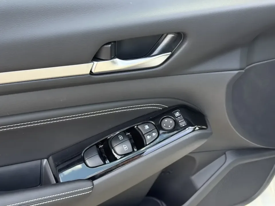 Nissan Altima Sound of nature 2021 2.0L XL Comfort Edition 2026 — миниатюра 5