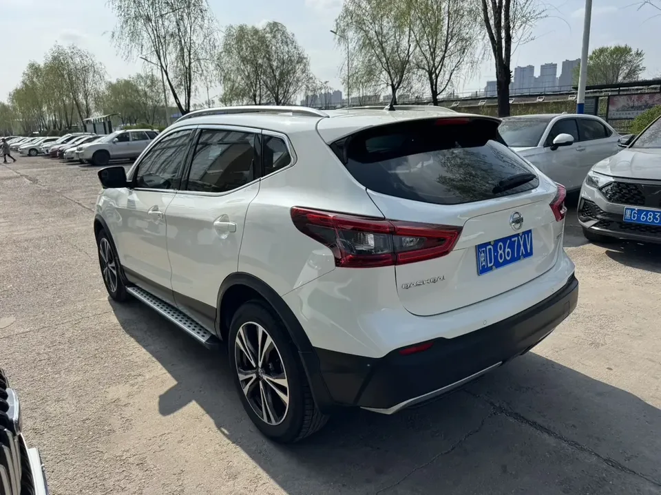 Nissan Qashqai Qashqai 2022 2.0L XV Prem. Deluxe Edition 2022 — thumbnail 4
