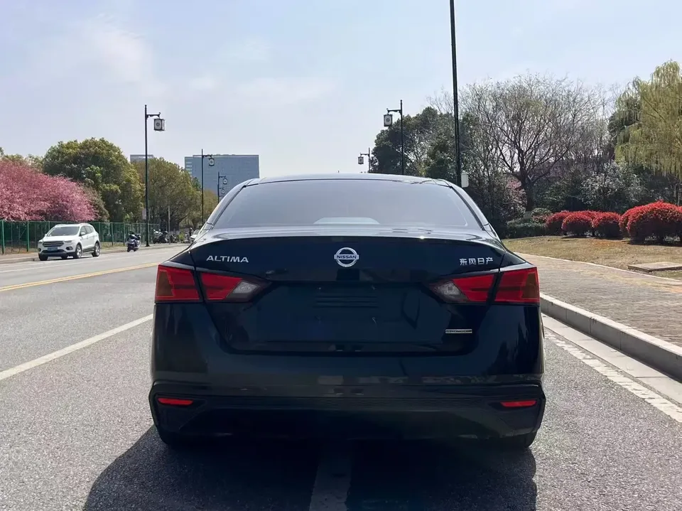 Nissan Altima Sound of nature 2021 2.0L XL Comfort Edition 2022 — thumbnail 2