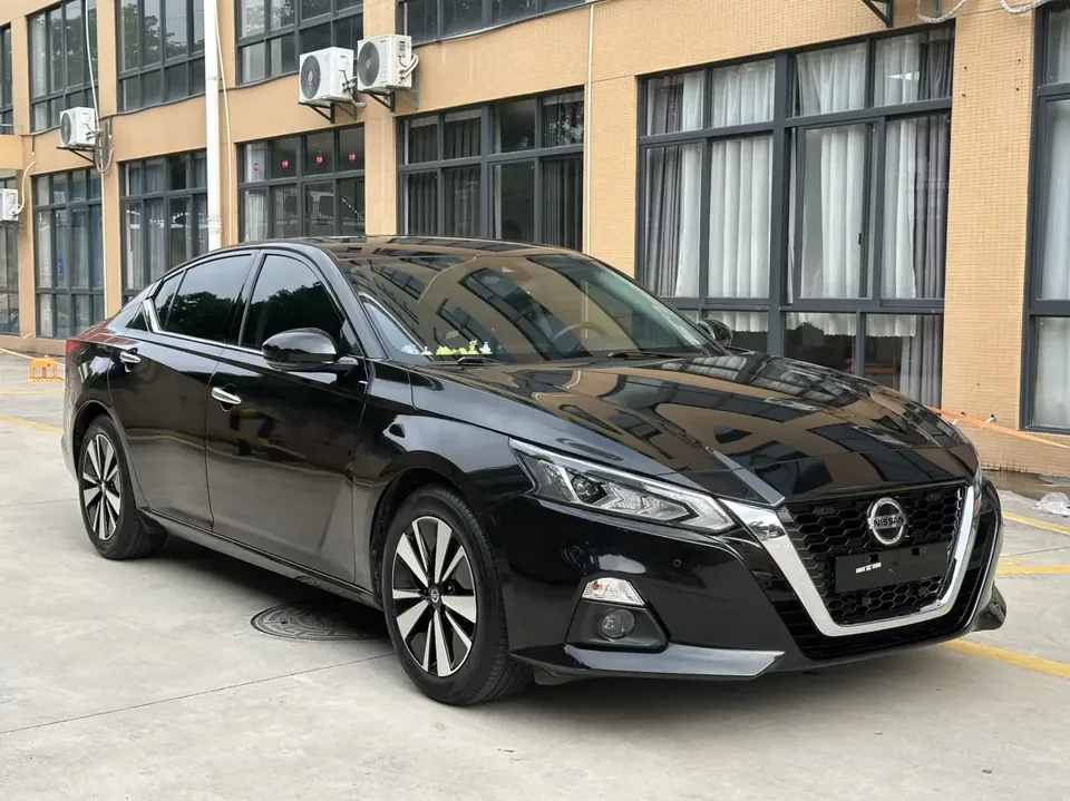 Nissan Altima Sound of nature 2021 2.0L XL Upper AD1 Smart Driving Edition 2022 — thumbnail 3