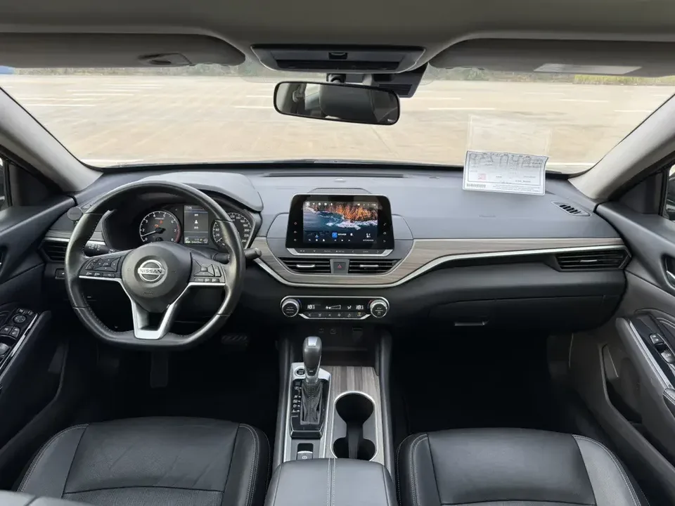 Nissan Altima Sound of nature 2021 2.0L XL Comfort Edition 2022 — thumbnail 5