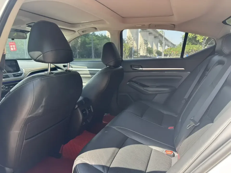 Nissan Altima Sound of nature 2021 2.0L XL Comfort Edition 2022 — thumbnail 3