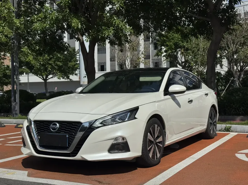 Nissan Altima Sound of nature 2021 2.0L XL Comfort Edition 2022 — photo 1, buy with delivery to Moscow