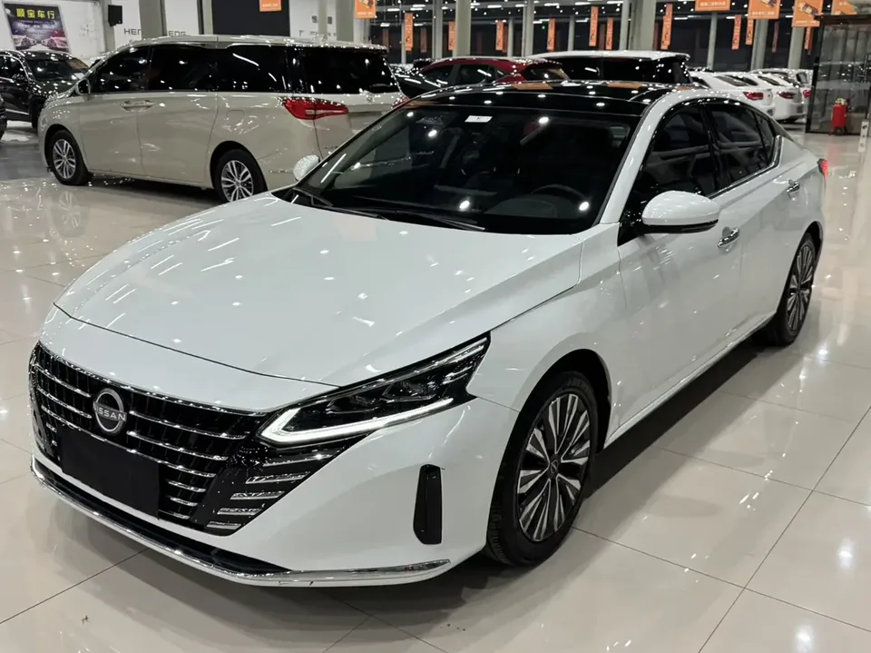 Nissan Altima Sound of nature 2022 2.0L XE Pure Edition 2023 — photo 1, buy with delivery to Moscow