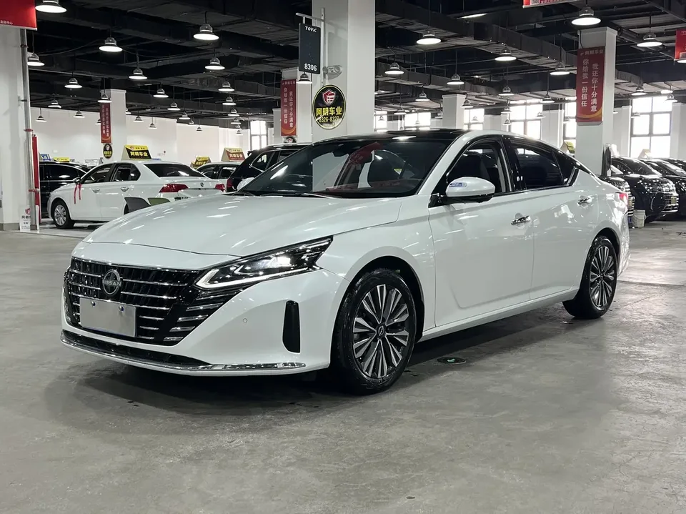 Nissan Altima Sound of nature 2025 2.0L XL-TLS Enjoy Edition 2025 — photo 1, buy with delivery to Moscow