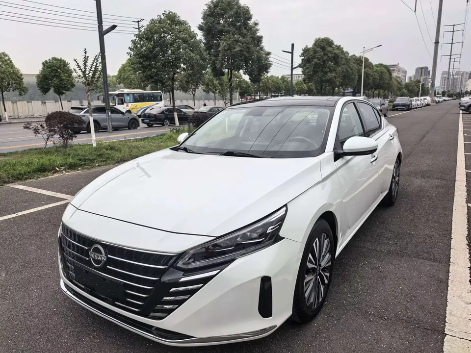 Nissan Altima Sound of nature 2022 2.0L XE Pure Edition 2023 — photo 1, buy with delivery to Moscow