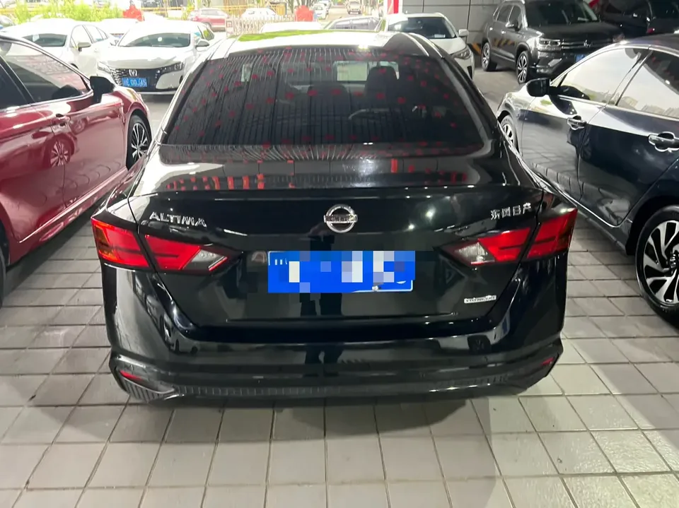 Nissan Altima Sound of nature 2021 2.0L XL Comfort Edition 2022 — thumbnail 2