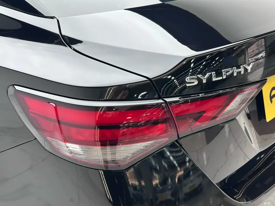 Nissan Sylphy Sylphy 2023 1.6L CVT Enjoy Edition 2024 — thumbnail 4