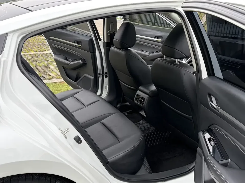 Nissan Altima Sound of nature 2022 2.0L XL-TLS Enjoy Edition 2023 — миниатюра 4