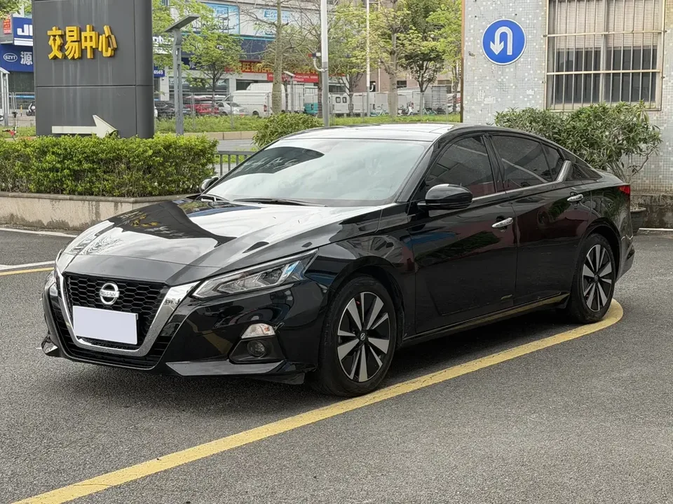 Nissan Altima Sound of nature 2020 Modified 2.0L XL Upper Smart Edition 2022 — photo 1, buy with delivery to Moscow