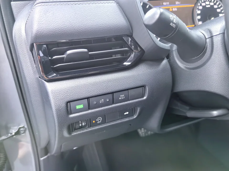 Nissan Sylphy Sylphy 2023 1.6L CVT Enjoy Edition 2024 — thumbnail 4