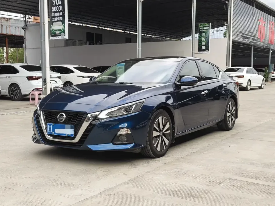 Nissan Altima Sound of nature 2021 2.0L XL Comfort Edition 2022 — photo 1, buy with delivery to Moscow