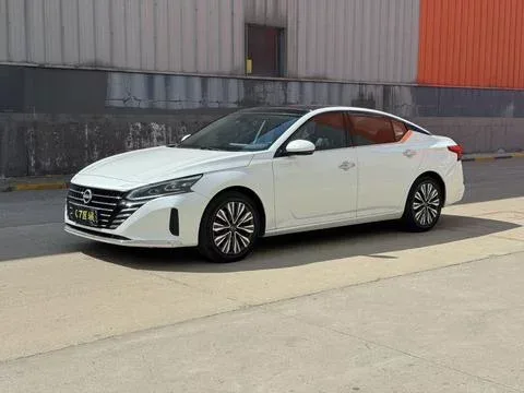 Nissan Altima Sound of nature 2022 2.0L XL-TLS Enjoy Edition 2023 — photo 1, buy with delivery to Moscow
