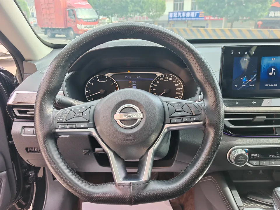 Nissan Altima Sound of nature 2022 2.0L XL-TLS Enjoy Edition 2024 — thumbnail 4