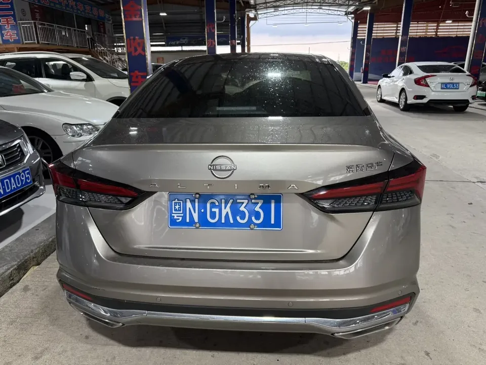 Nissan Altima Sound of nature 2022 2.0L XL-Upr Premium Edition 2024 — thumbnail 2