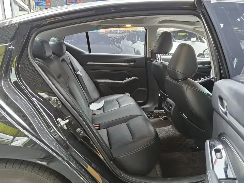 Nissan Altima Sound of nature 2022 2.0L XL-TLS Enjoy Edition 2022 — thumbnail 3