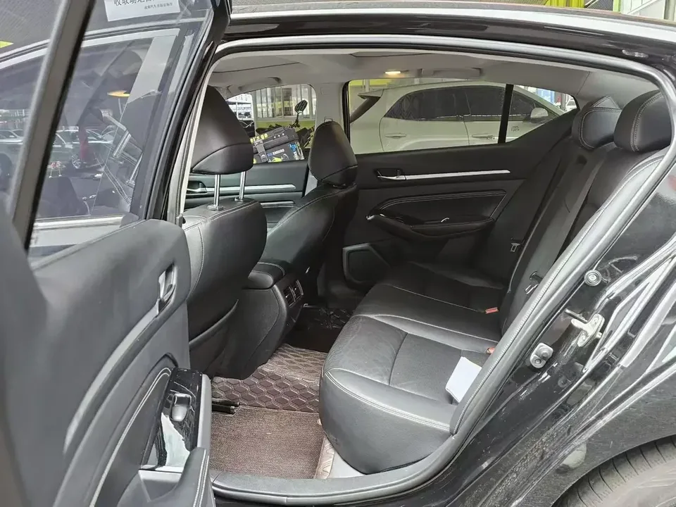 Nissan Altima Sound of nature 2022 2.0L XL-TLS Enjoy Edition 2022 — thumbnail 5