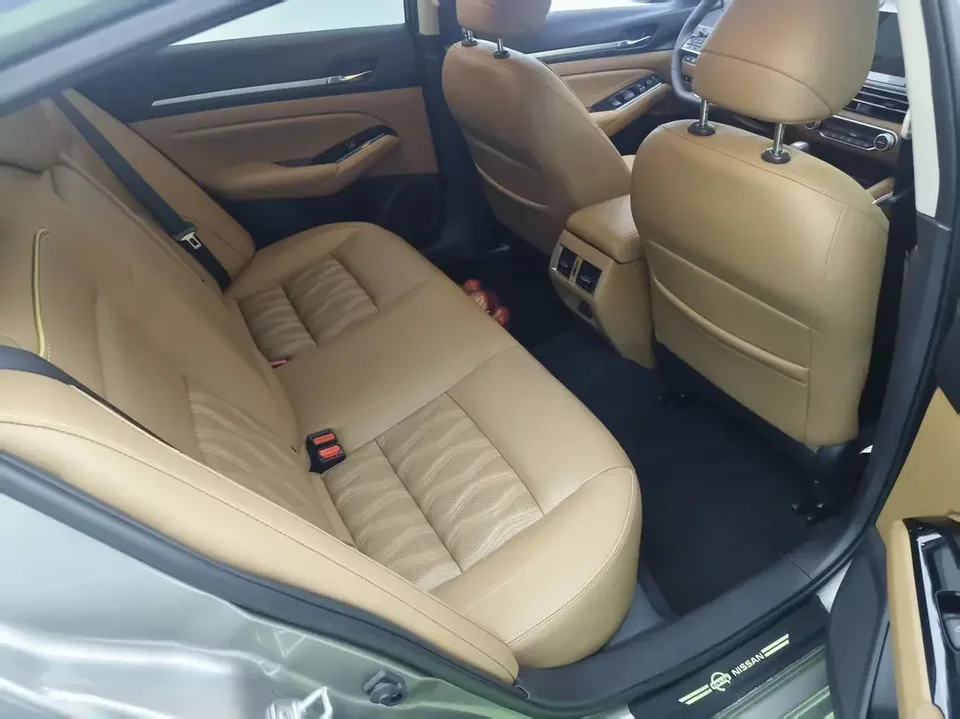 Nissan Altima Sound of nature 2022 2.0L XL-Upr Premium Edition 2023 — thumbnail 3