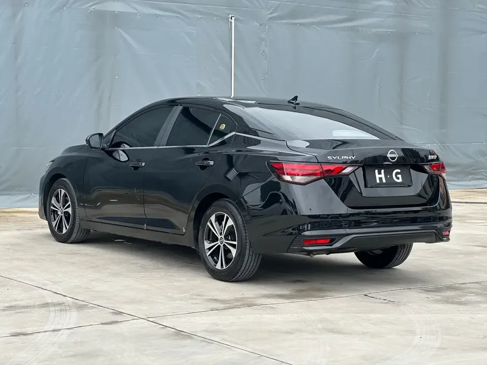 Nissan Sylphy Sylphy 2023 Modified 1.6L CVT Enjoy Edition 2025 — thumbnail 2