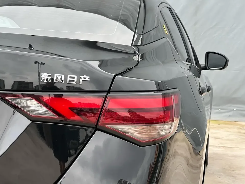 Nissan Sylphy Sylphy 2023 Modified 1.6L CVT Enjoy Edition 2025 — thumbnail 3