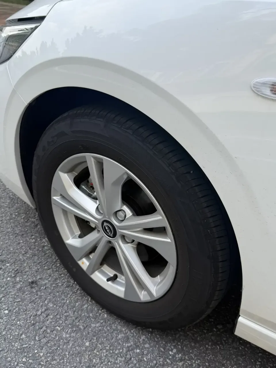 Nissan Sylphy Sylphy 2026 1.6L CVT Easy-to-use Edition 2025 — thumbnail 2