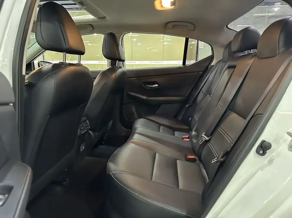 Nissan Sylphy Sylphy 2023 1.6L CVT Enjoy Edition 2024 — thumbnail 3