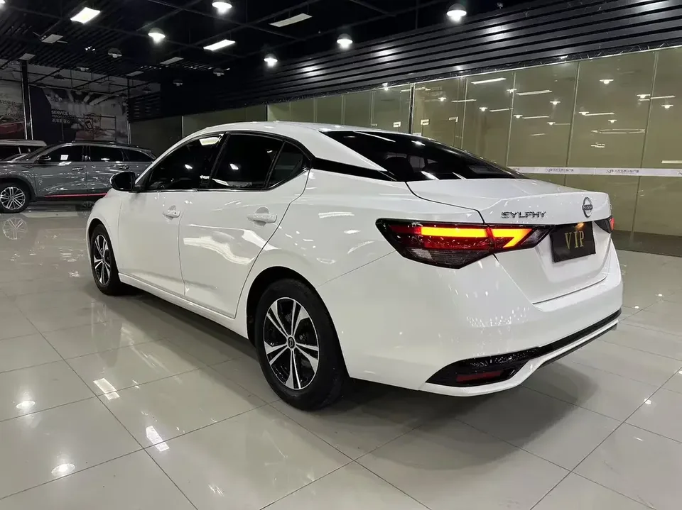 Nissan Sylphy Sylphy 2023 1.6L CVT Enjoy Edition 2024 — thumbnail 4