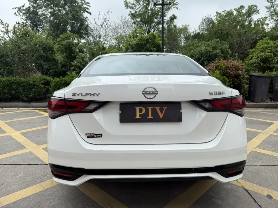 Nissan Sylphy Sylphy 2023 1.6L CVT Enjoy Edition 2024 — thumbnail 2