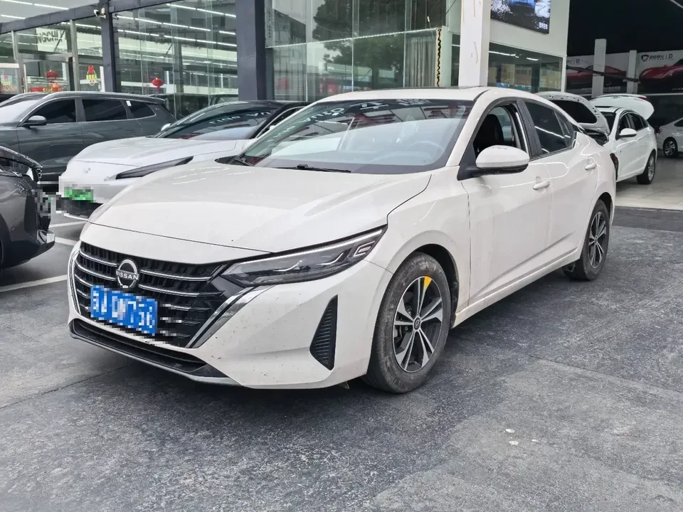 Nissan Sylphy Sylphy 2023 1.6L CVT Enjoy Edition 2024 — photo 1, buy with delivery to Moscow