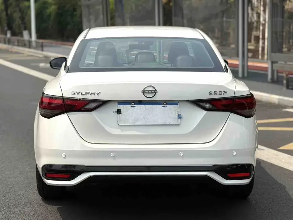 Nissan Sylphy Sylphy 2023 1.6L CVT Enjoy Edition 2024 — thumbnail 4
