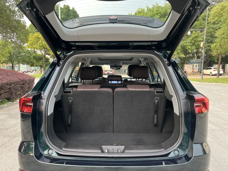 Chery Tiggo 8 Pro Tiggo 8 PRO 2024 Champion Edition 290T 2WD Peak Edition 7 Seaters 2024 — миниатюра 5