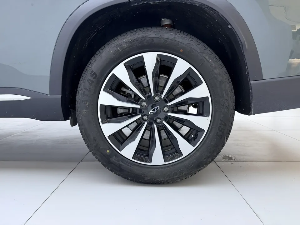 Chery Tiggo 8 PLUS Tiggo 8 PLUS 2025 Kunpeng 290TGDI DCT Premium 2024 — миниатюра 3