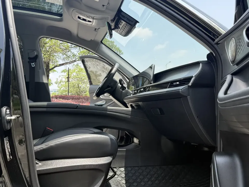 Chery Tiggo 8 Pro Tiggo 8 PRO 2025 290T 2WD Deluxe Edition 2025 — thumbnail 3