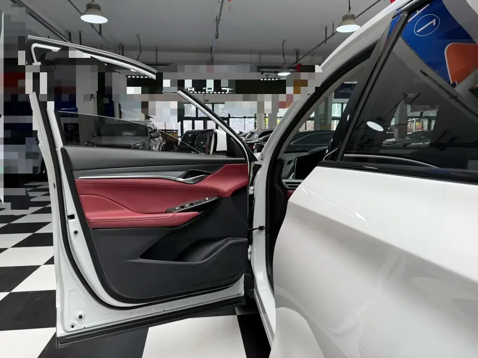 Changan CS75PLUS Changan CS75 PLUS 2022 1.5T Automatic Luxury 2023 — thumbnail 4