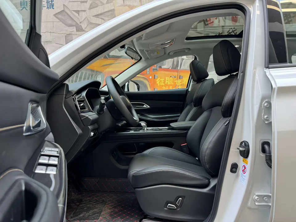 Changan CS75 Changan CS75 2026 PRO 1.5T DCT Comfort 5-seater 2025 — thumbnail 4