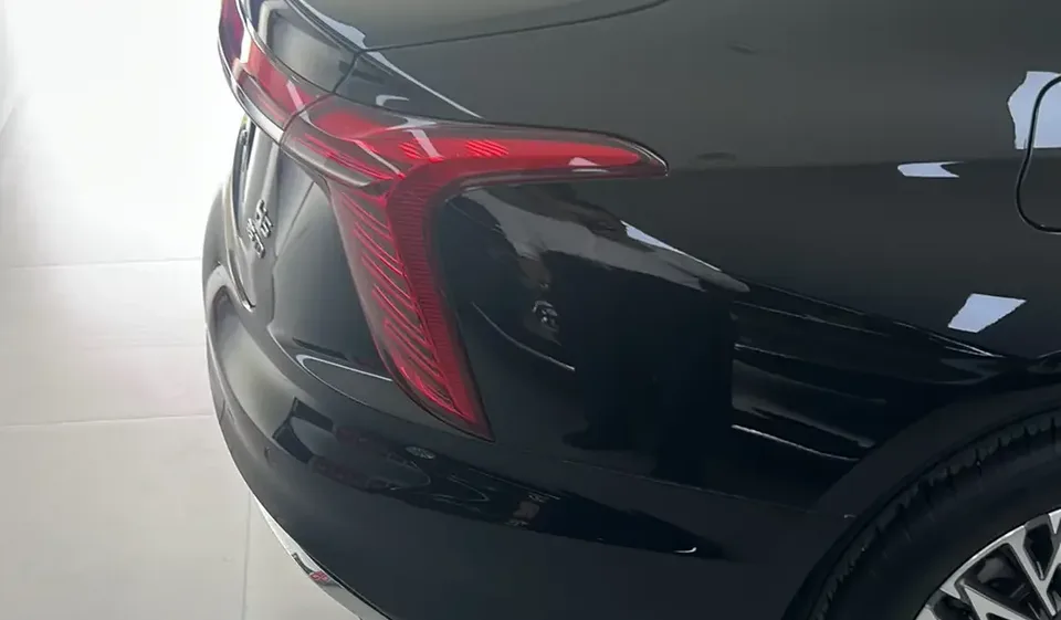 Hongqi H5 Hongqi H5 2024 1.5T DCT Zhilian Qiyun Edition 2023 — thumbnail 5